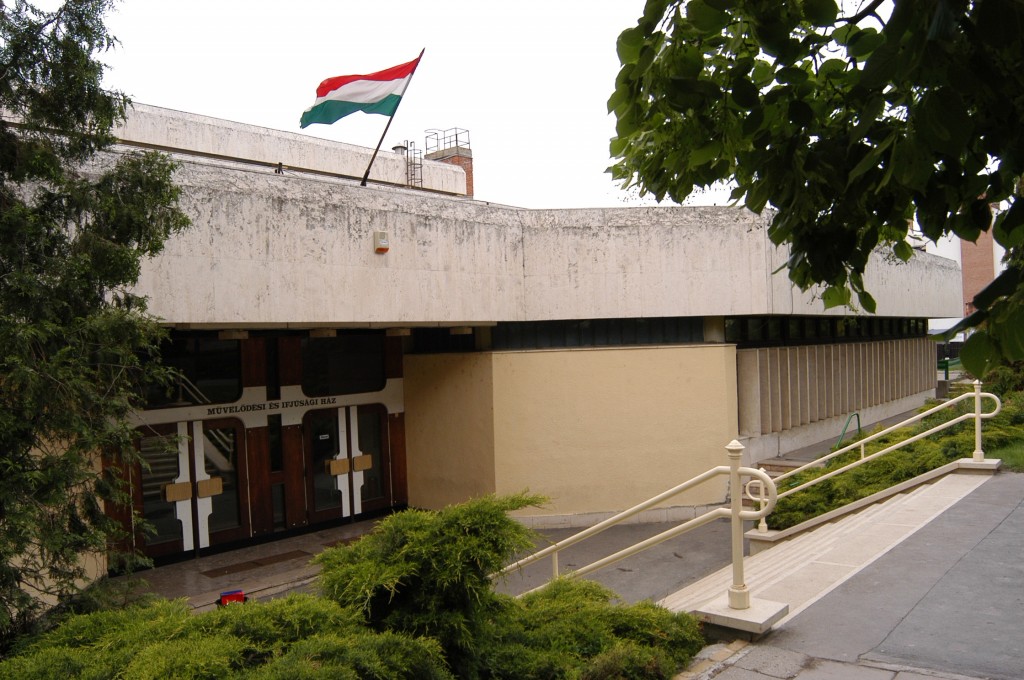 Pályázati kiírás a Művelődési Központ vezetői pozícióra