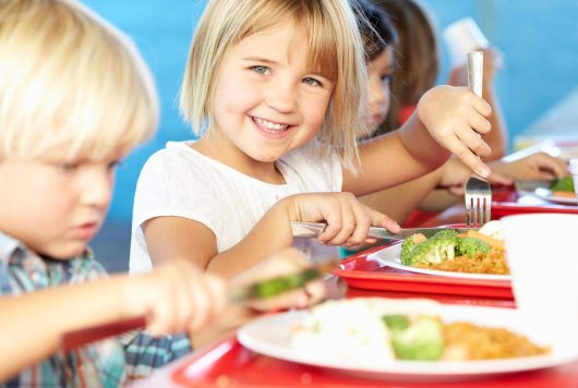 Új informatikai rendszer segíti az iskolai étkeztetés nyilvántartását